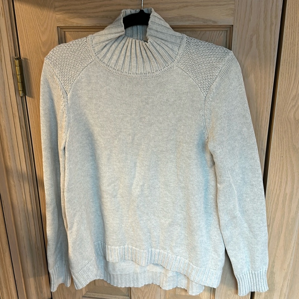 Lilla P Cashmere Turtleneck Sweater Size M